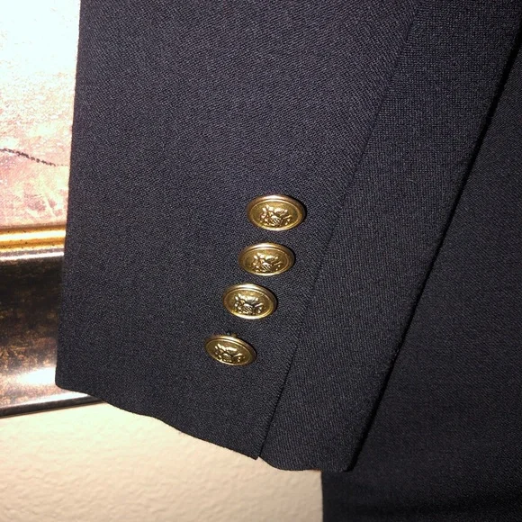 Lauren Ralph Lauren Double-Breasted Navy Blazer With Lauren Crest - Picture 6 of 11